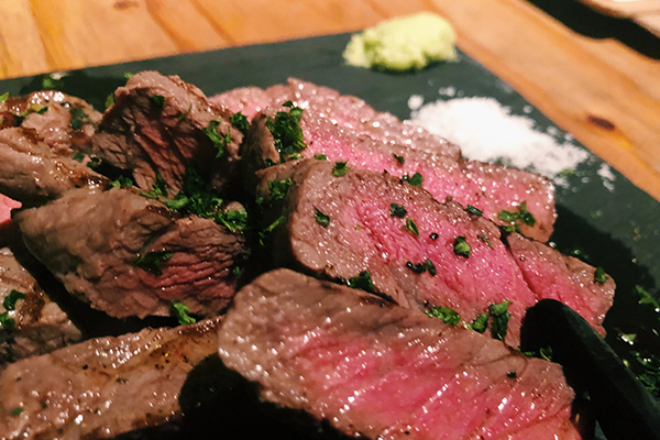 焼肉レストラン店の画像